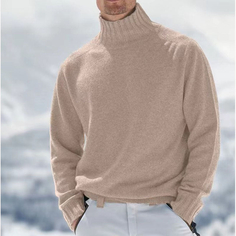 Herrenpullover mit hohem Rippkragen und bequemer Passform