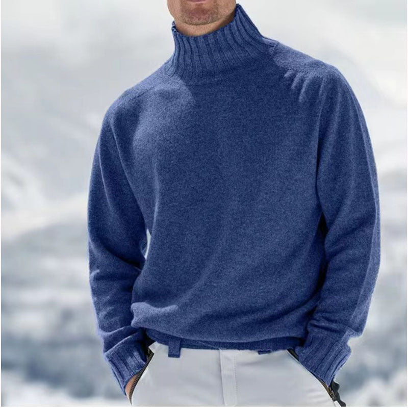 Herrenpullover mit hohem Rippkragen und bequemer Passform