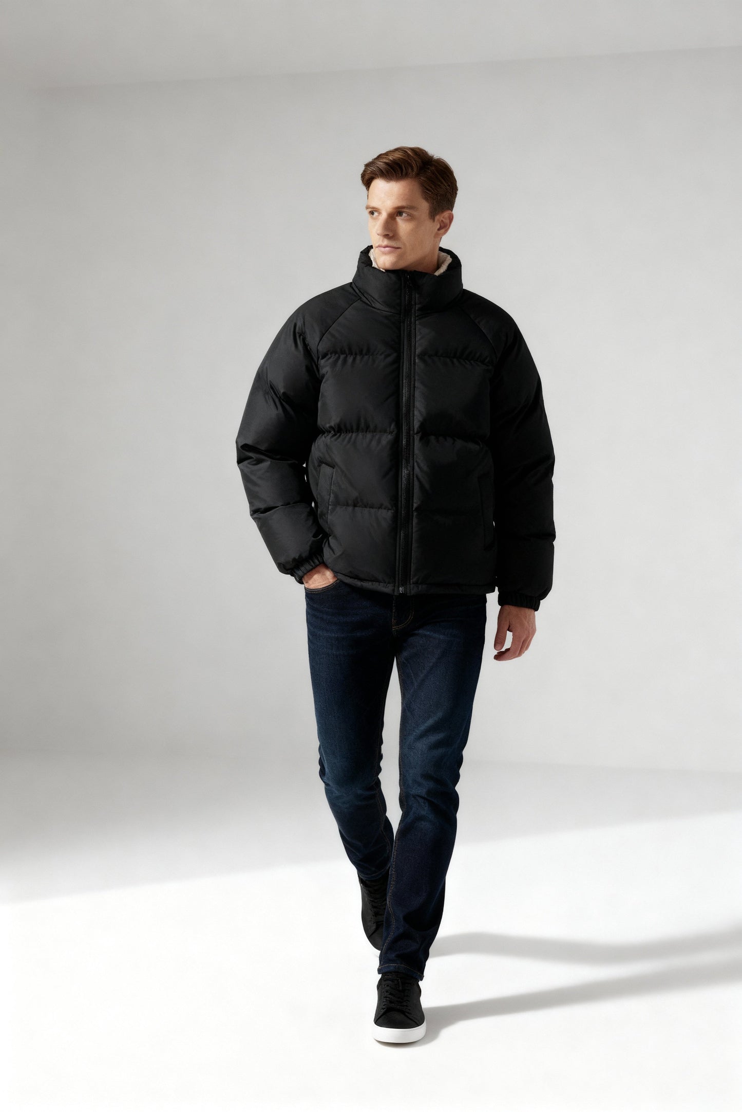 Wattierte Herren-Winterjacke - Warme Jacke mit hohem Kragen und Futter