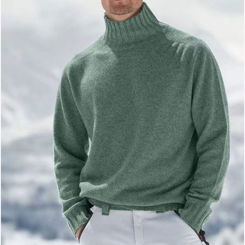 Herrenpullover mit hohem Rippkragen und bequemer Passform