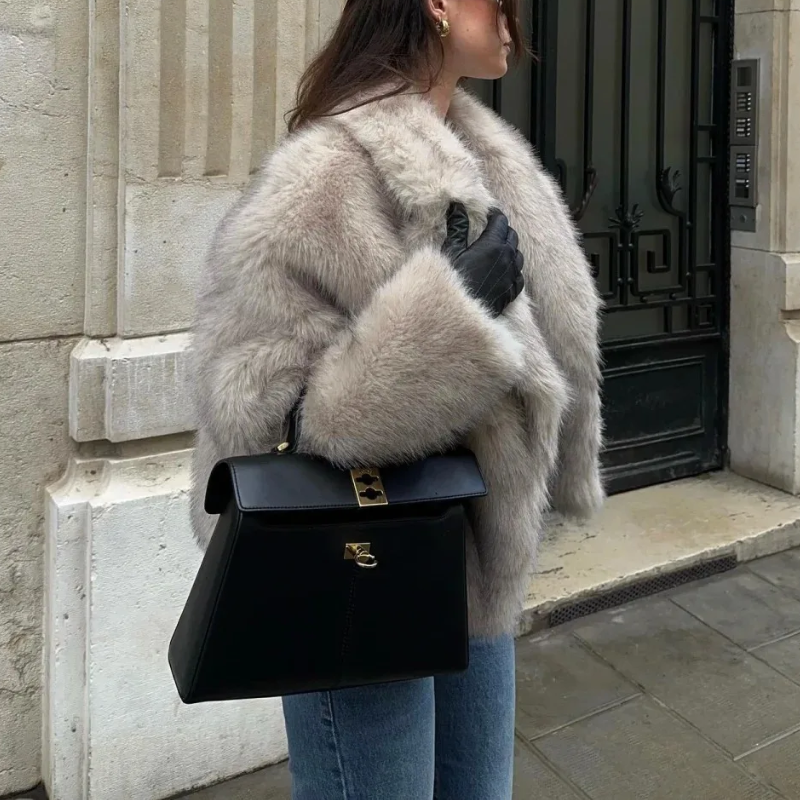 Dames Zachte Winterjas – Elegante Faux Fur Kort Jack