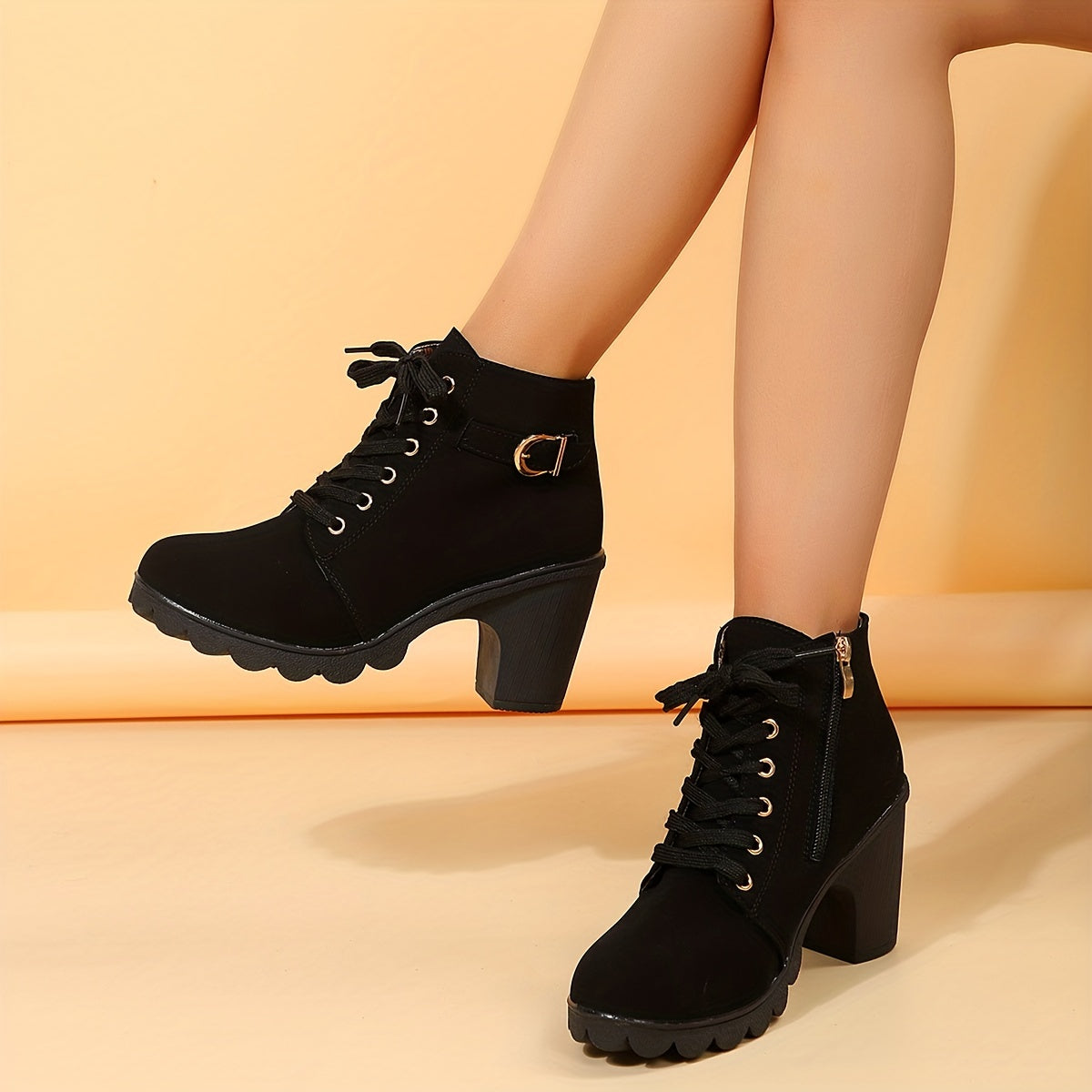 Dames Veterlaarzen – Trendy Enkelboots met Hak en Antislipzool