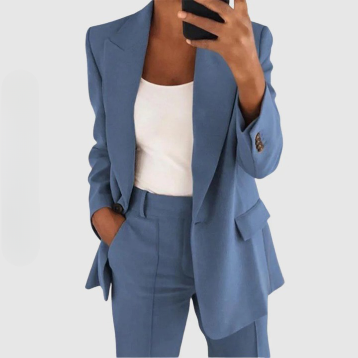Tweedelig Dames Pak met Blazer en Broek – Getailleerde Pasvorm